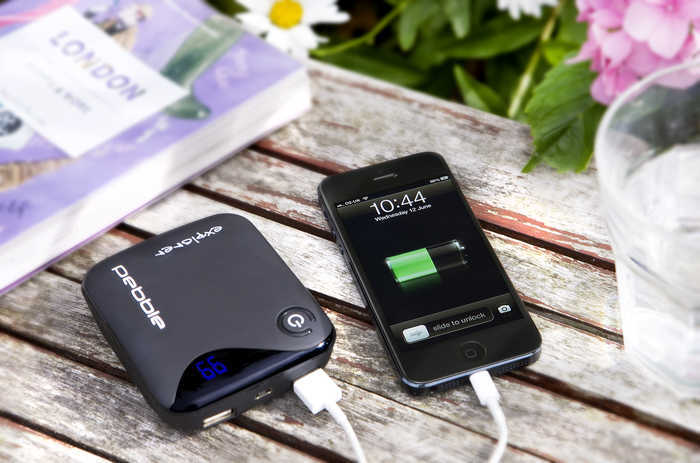 Аккумуляторная батарея Veho Pebble для планшетов
